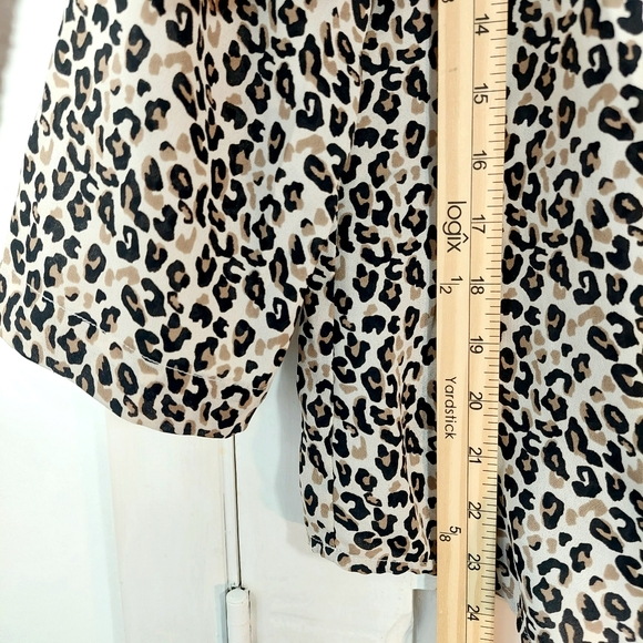 Preswick & Moore Leopard Print Blouse Lightweight Flowy Sz M - Picture 8 of 9